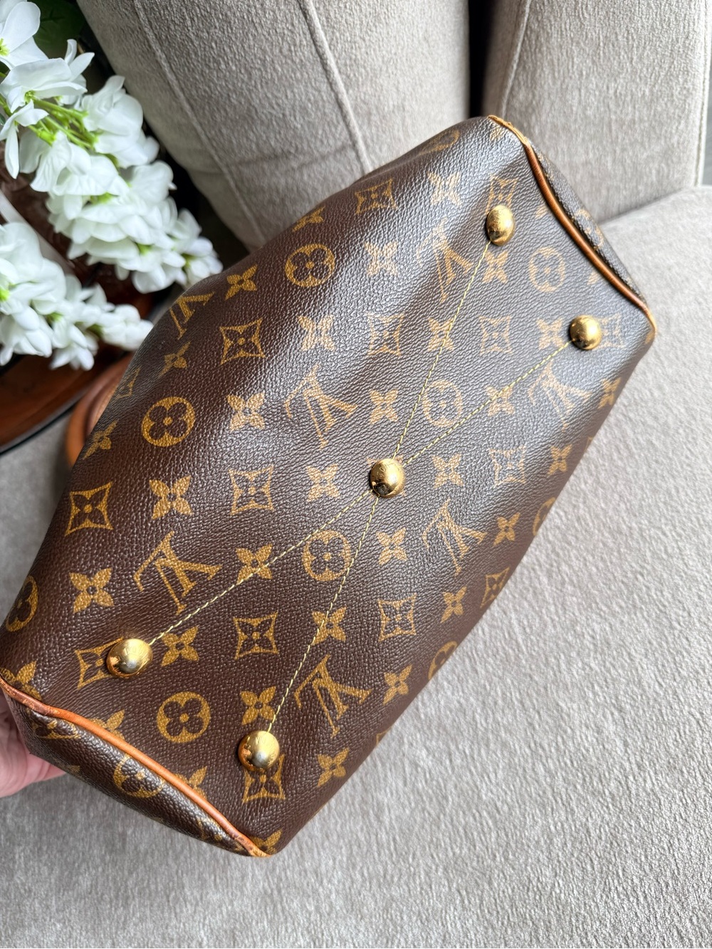 Louis Vuitton Monogram Trivoli PM Canvas Top Handle Satchel Authentic - Picture 6 of 12